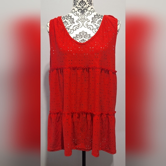 Bibi XL Red Eyelet Top - Picture 1 of 5